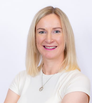 Hannah Hunter Bio Photo